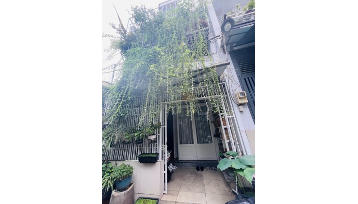 NHÀ 1/ CHIẾN LƯỢC, 40M2, 2 TẦNG 2PN, HẺM 5M, GẦN CHỢ BÌNH TRỊ ĐÔNG GIÁ 3.X TỶ
